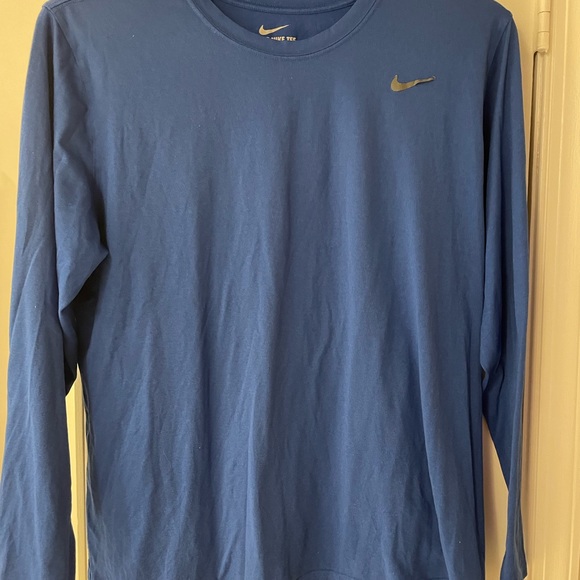 Men’s Nike Dri Fit Tee - Picture 1 of 4